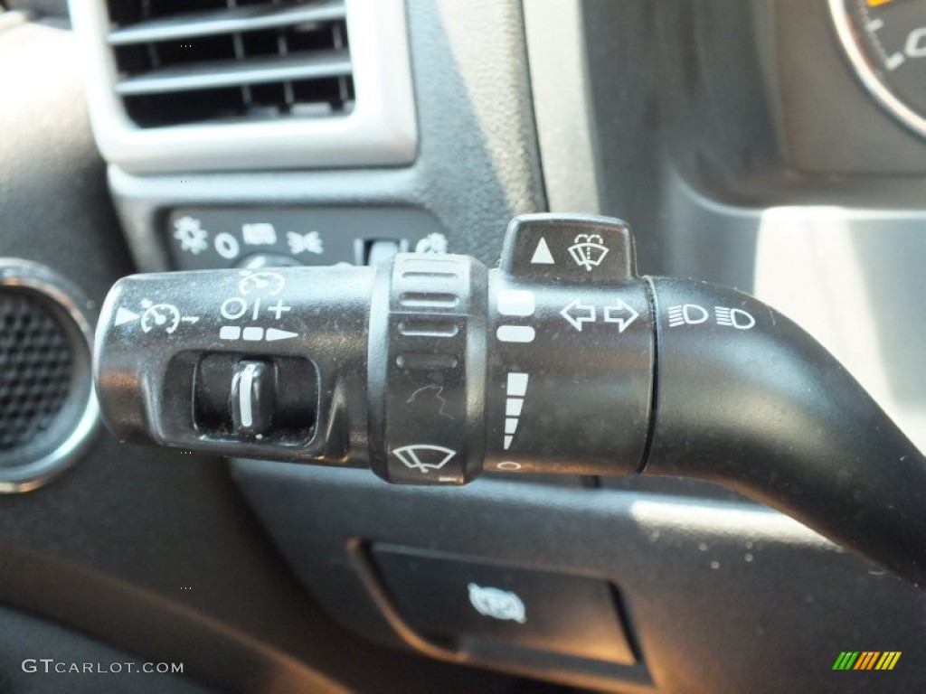 2009 GMC Canyon Work Truck Regular Cab Controls Photo #67155797