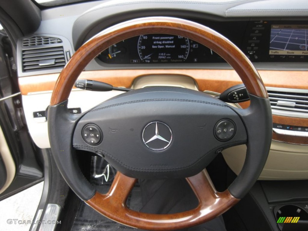 2007 Mercedes-Benz S 550 Sedan Beige/Black Steering Wheel Photo #67156321