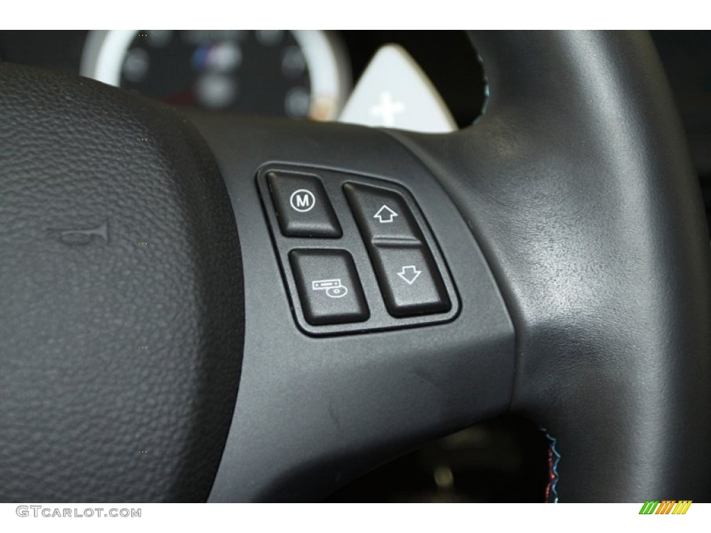2011 BMW M3 Coupe Controls Photo #67157463