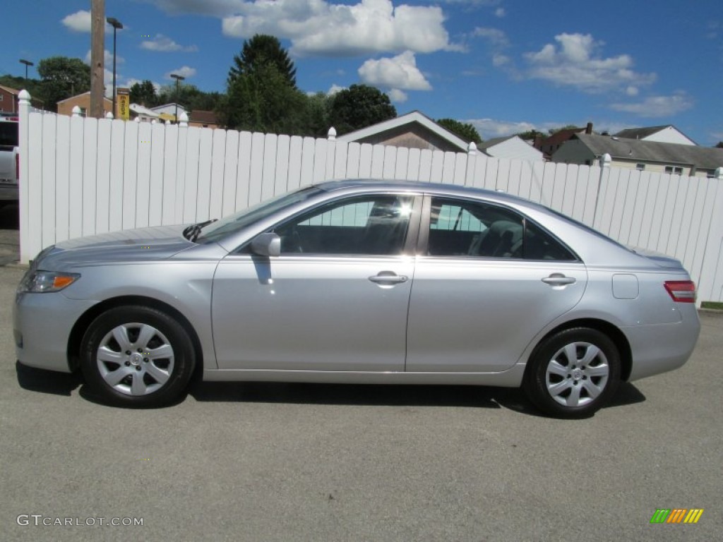 2010 Camry LE - Classic Silver Metallic / Ash Gray photo #2