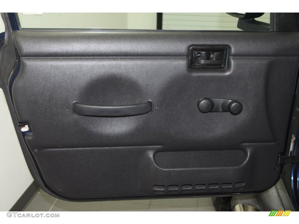 2004 Wrangler X 4x4 - Patriot Blue Pearl / Dark Slate Gray photo #10