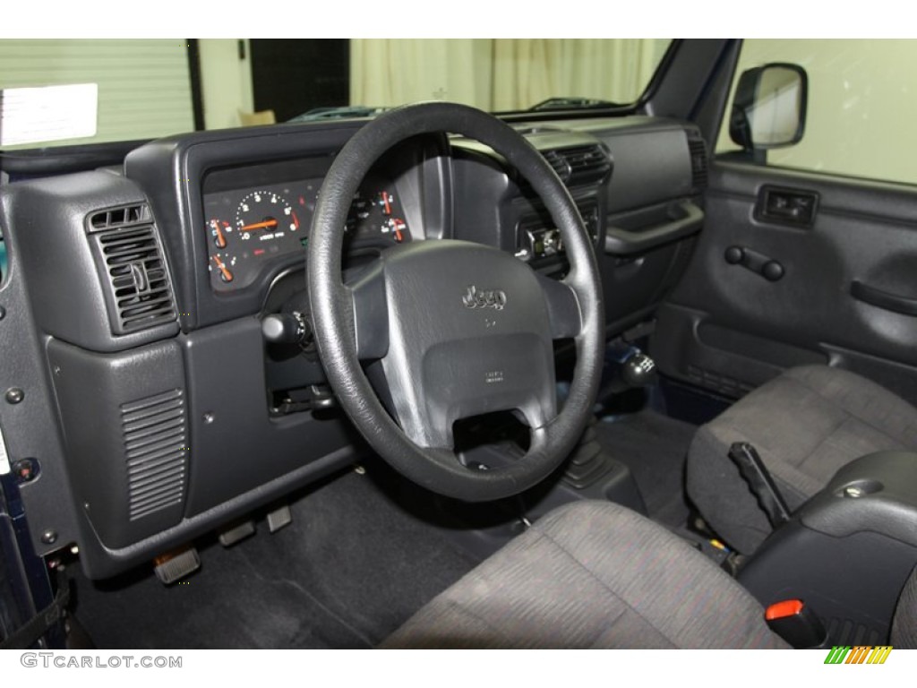 2004 Wrangler X 4x4 - Patriot Blue Pearl / Dark Slate Gray photo #11