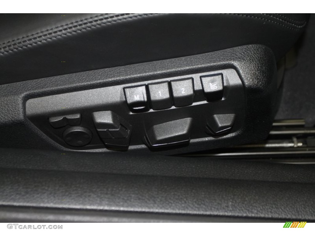 2012 BMW 6 Series 650i Coupe Controls Photo #67163697