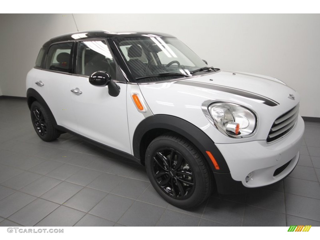 Light White 2012 Mini Cooper Countryman Exterior Photo #67165874