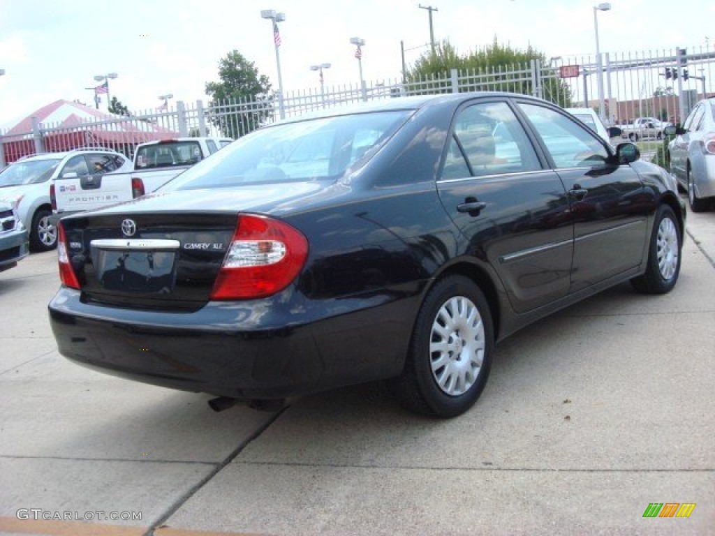 2004 Camry XLE - Black / Taupe photo #4