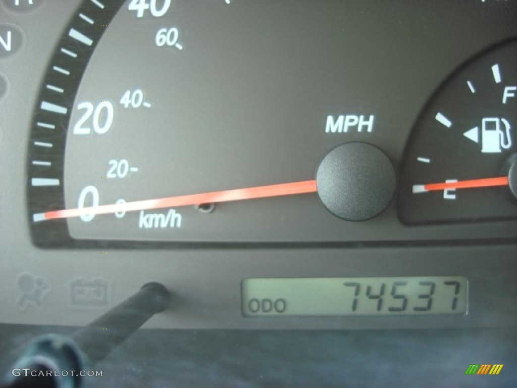 2004 Camry XLE - Black / Taupe photo #14