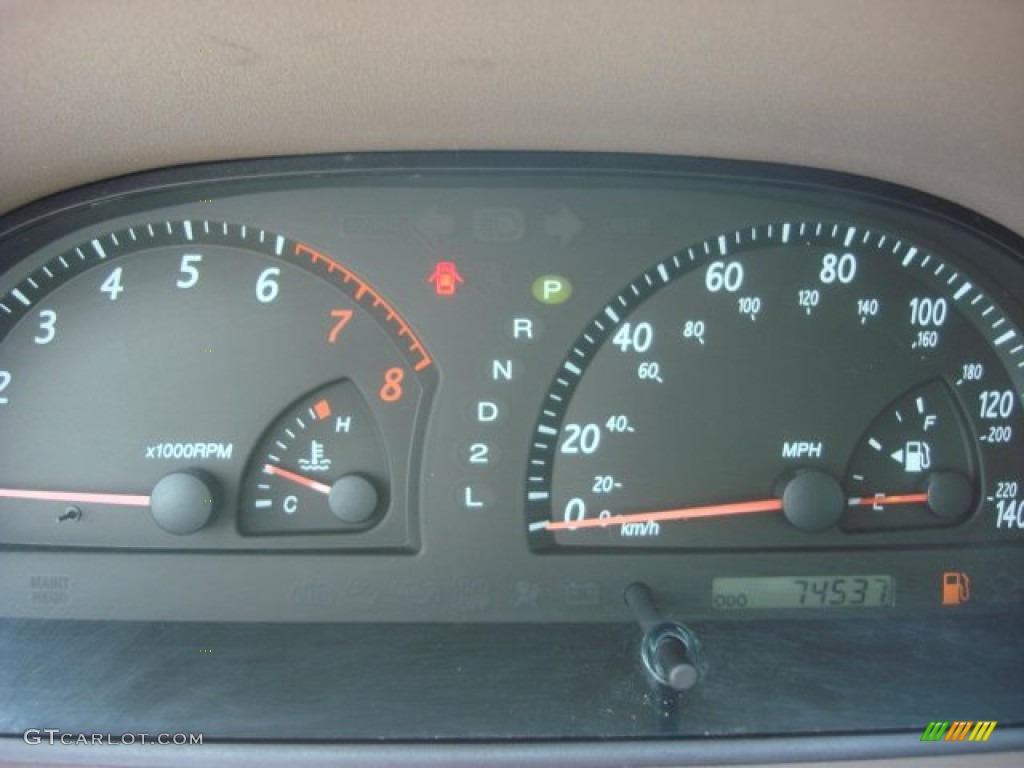 2004 Camry XLE - Black / Taupe photo #15