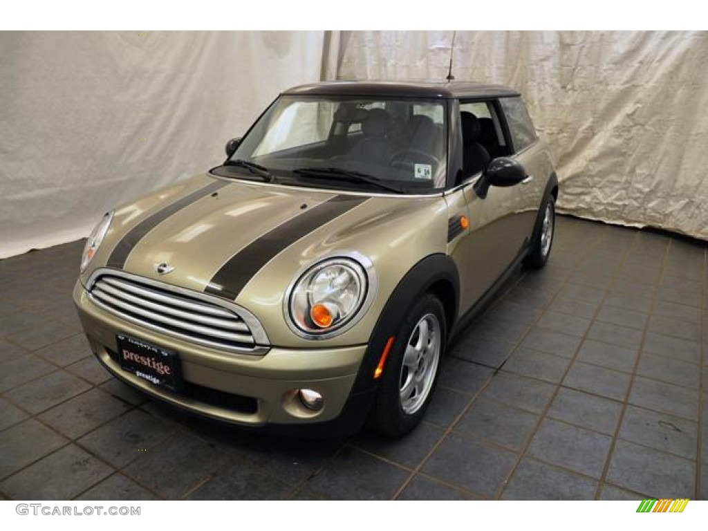 2009 Cooper Hardtop - Sparkling Silver Metallic / Black/Grey photo #1