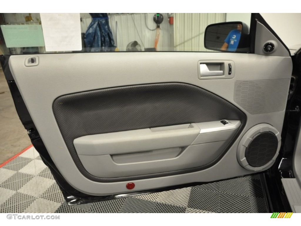 2006 Ford Mustang Saleen S281 Supercharged Coupe Dark Charcoal Door Panel Photo #67170920