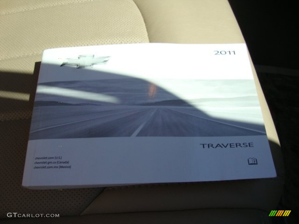 2011 Traverse LTZ AWD - Black Granite Metallic / Cashmere/Ebony photo #37