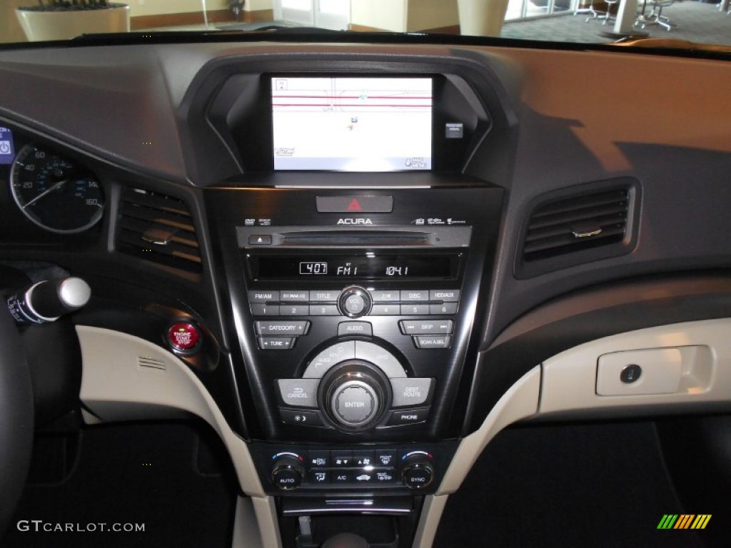 2013 Acura ILX 2.0L Premium Controls Photo #67174496