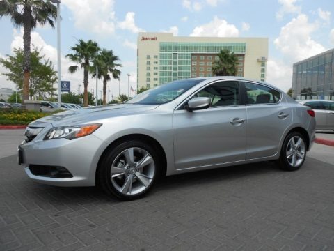 2013 Acura ILX 2.0L Data, Info and Specs