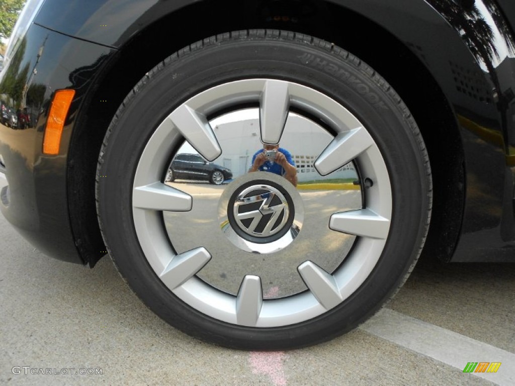 2012 Volkswagen Beetle 2.5L Wheel Photo #67176185