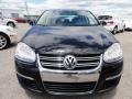 Black Uni - Jetta SE Sedan Photo No. 4