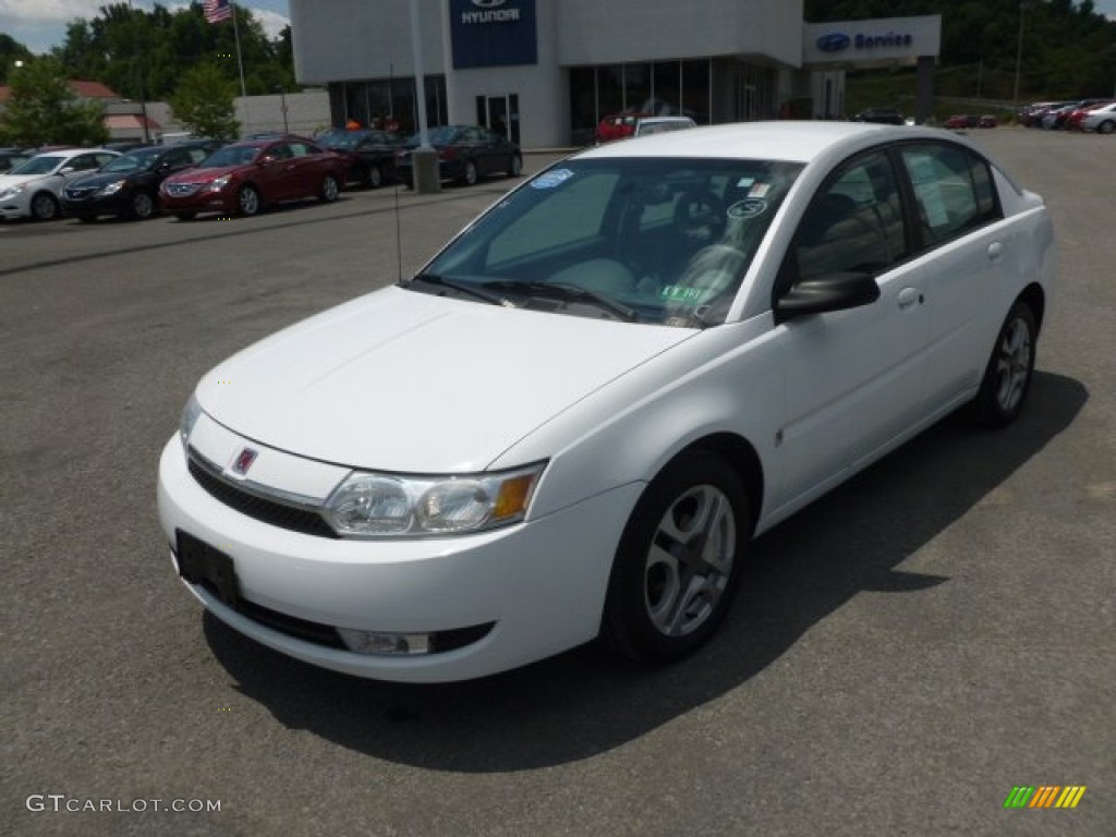 2003 ION 3 Sedan - White / Gray photo #3