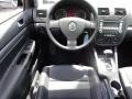 Black Uni - Jetta SE Sedan Photo No. 30