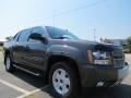 Taupe Gray Metallic 2010 Chevrolet Avalanche Z71