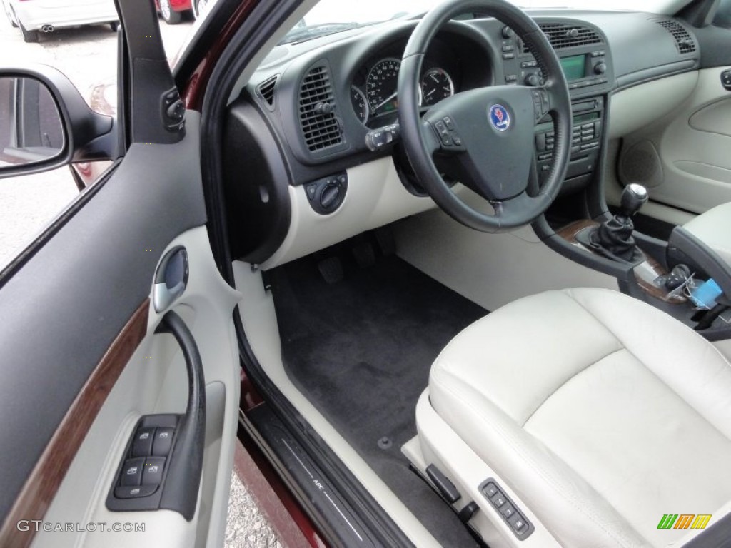 Parchment Interior 2004 Saab 9-3 Arc Sedan Photo #67179347