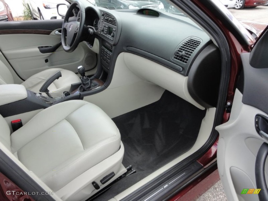 Parchment Interior 2004 Saab 9-3 Arc Sedan Photo #67179392