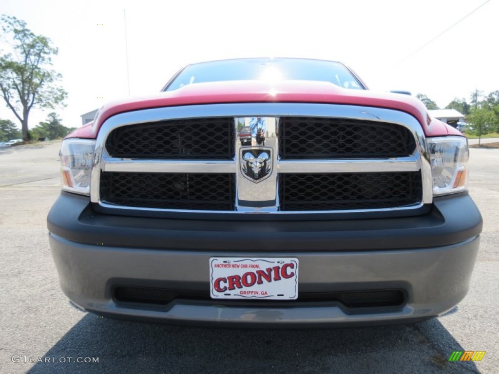 2011 Ram 1500 ST Crew Cab - Flame Red / Dark Slate Gray/Medium Graystone photo #2