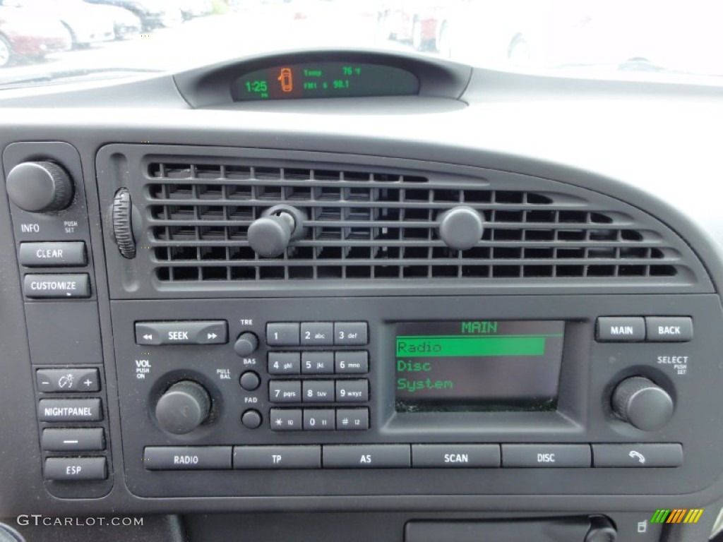 2004 Saab 9-3 Arc Sedan Controls Photo #67179611