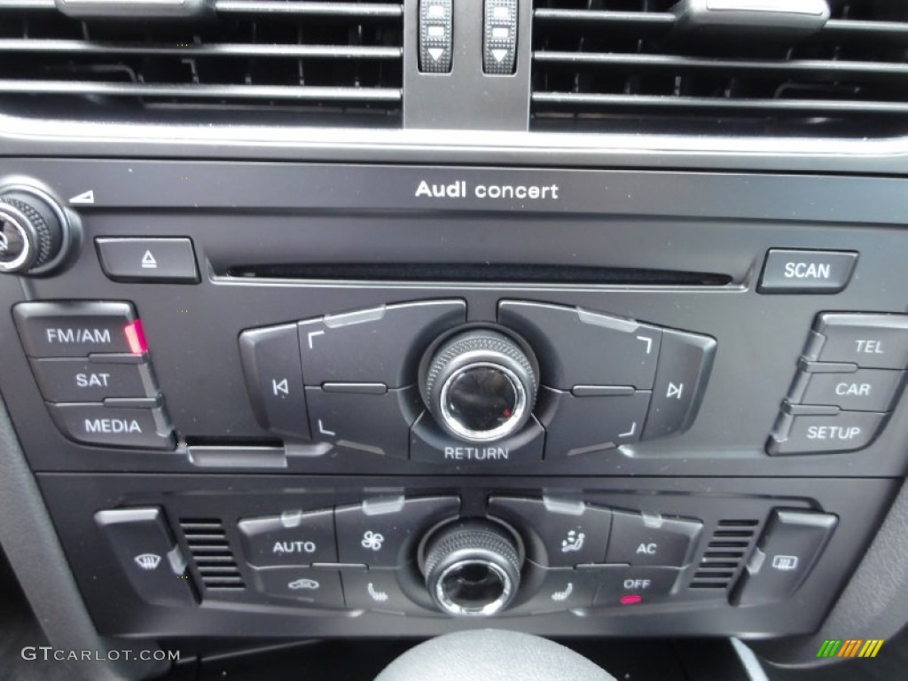 2012 Audi A4 2.0T quattro Avant Controls Photo #67180013