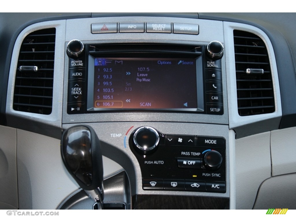 2013 Venza LE AWD - Cosmic Gray Mica / Light Gray photo #7