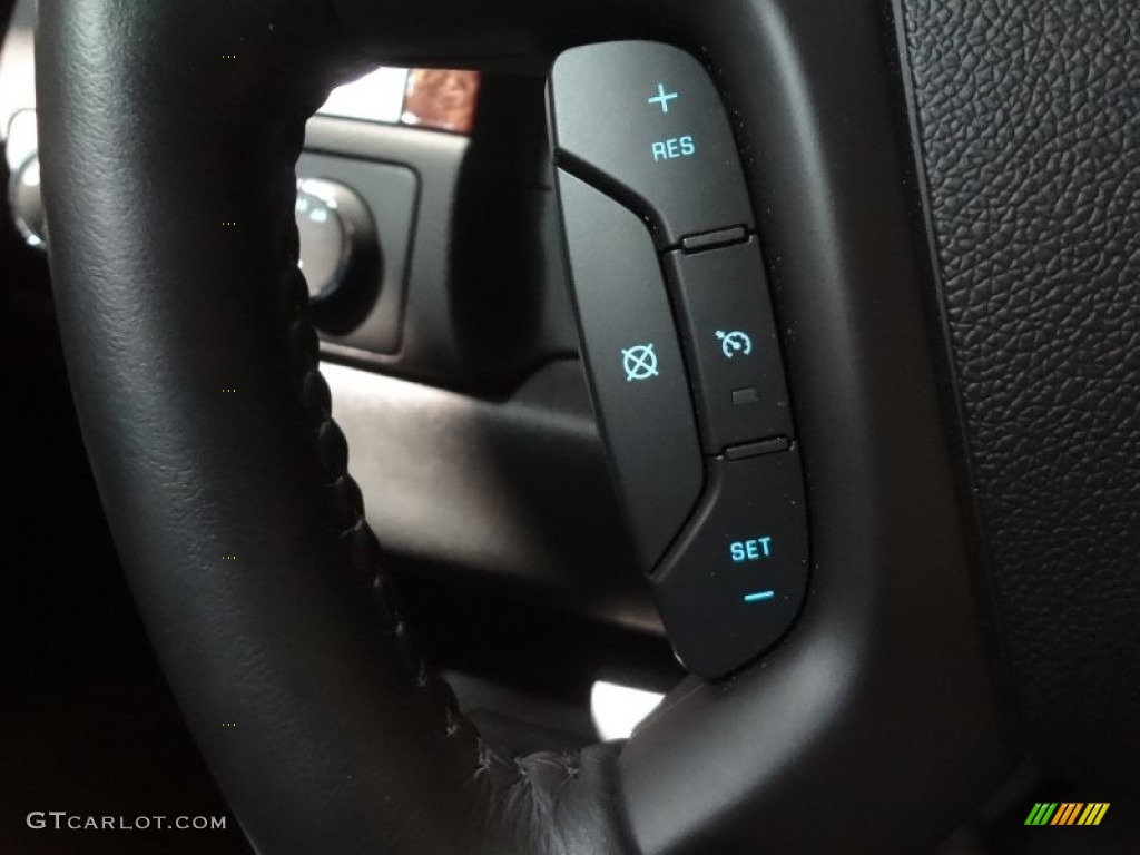 2008 Suburban 1500 LTZ 4x4 - Black / Ebony photo #10