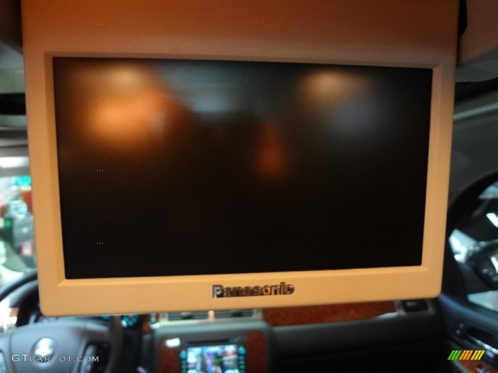 2008 Suburban 1500 LTZ 4x4 - Black / Ebony photo #17