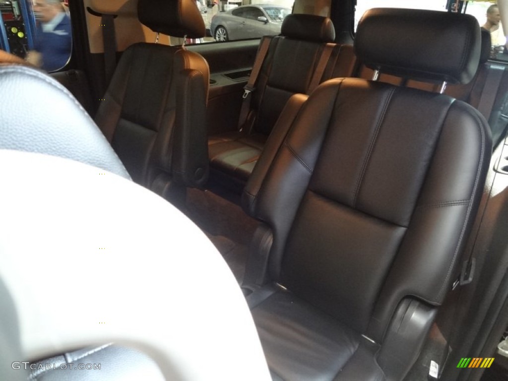 2008 Suburban 1500 LTZ 4x4 - Black / Ebony photo #21