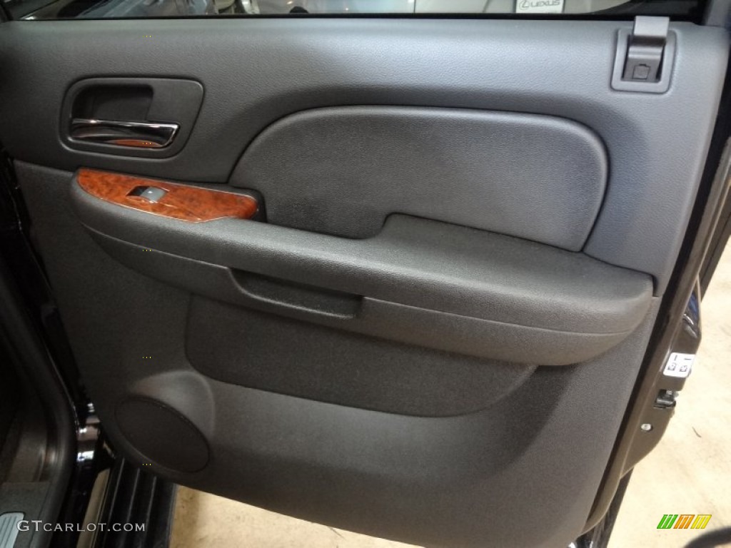 2008 Suburban 1500 LTZ 4x4 - Black / Ebony photo #26