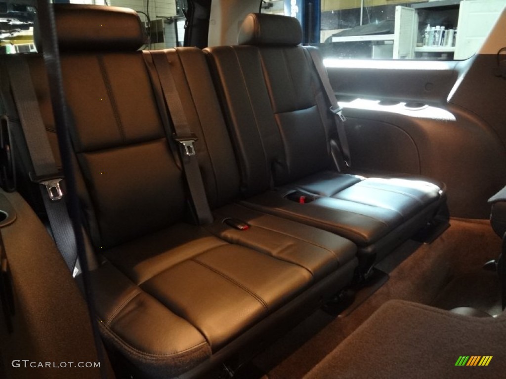 2008 Suburban 1500 LTZ 4x4 - Black / Ebony photo #27