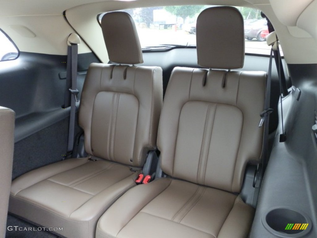 Light Dune Interior 2013 Lincoln MKT EcoBoost AWD Photo #67188353