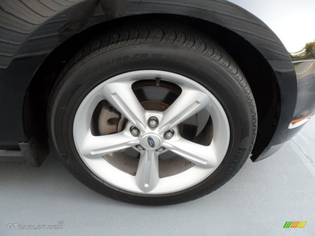 2010 Ford Mustang GT Premium Coupe Wheel Photo #67195148