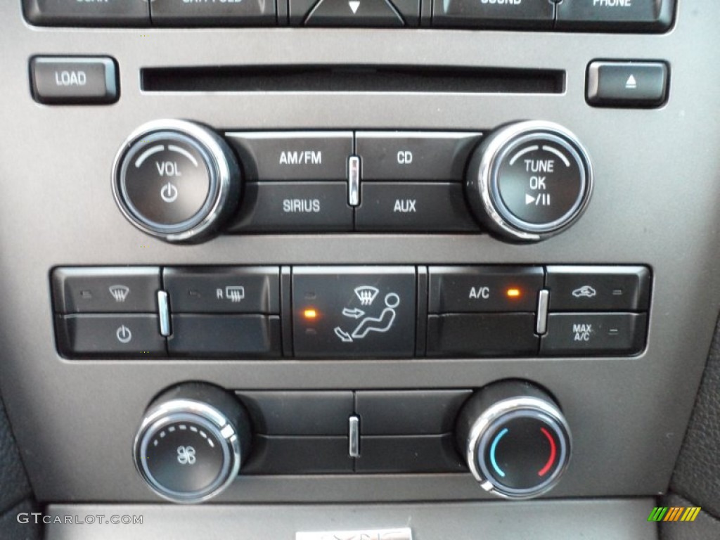 2010 Ford Mustang GT Premium Coupe Controls Photo #67195250