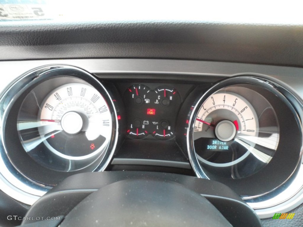 2010 Ford Mustang GT Premium Coupe Gauges Photo #67195281