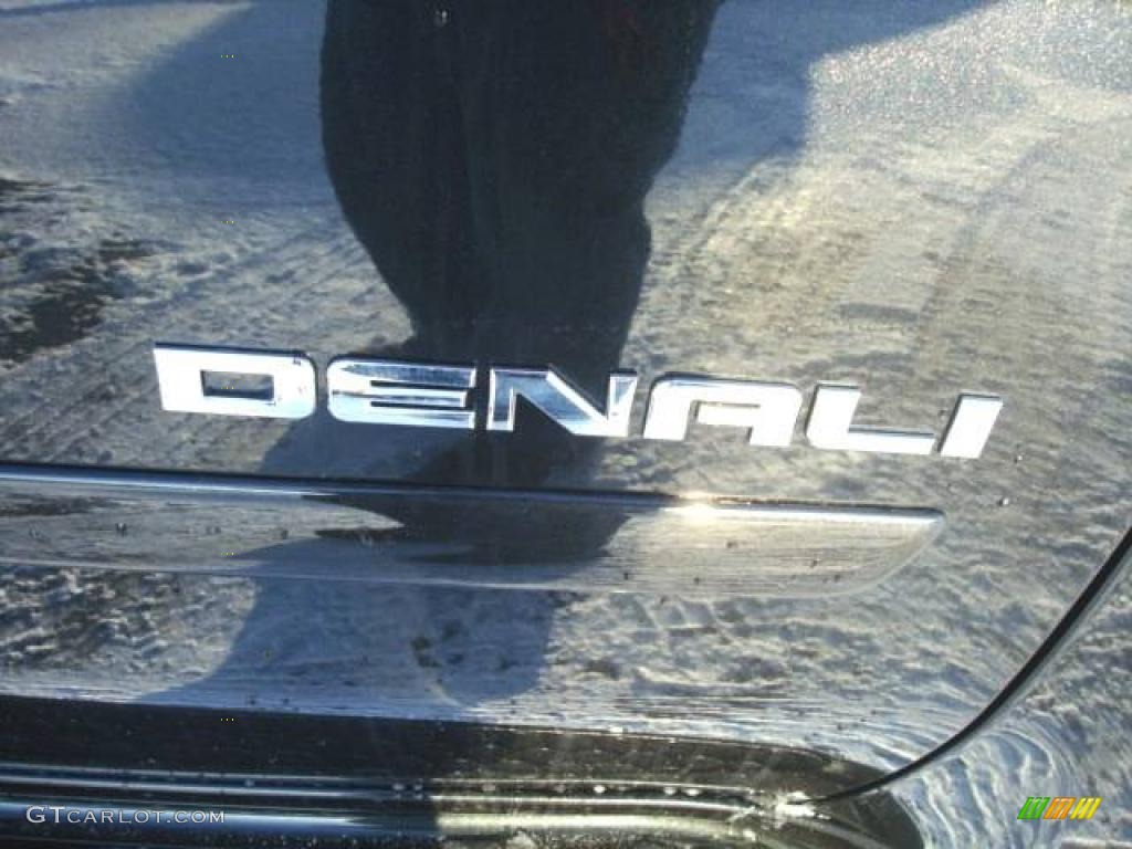 2009 Envoy Denali 4x4 - Carbon Black Metallic / Light Gray photo #43