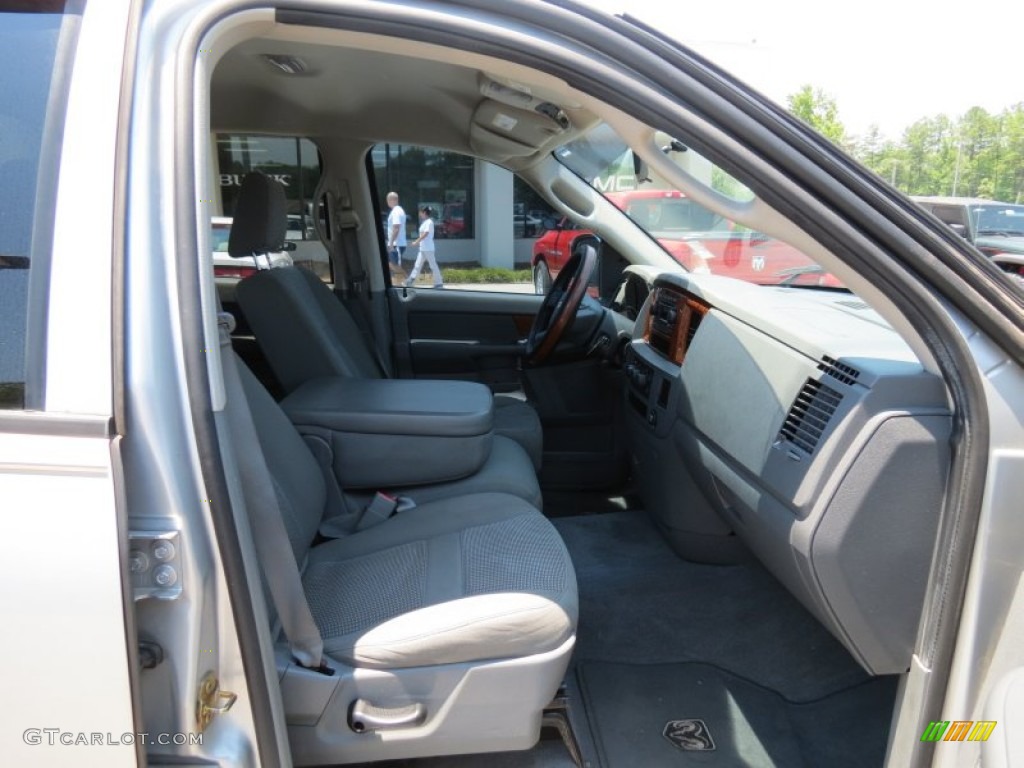 2006 Ram 1500 SLT Quad Cab - Bright Silver Metallic / Medium Slate Gray photo #16