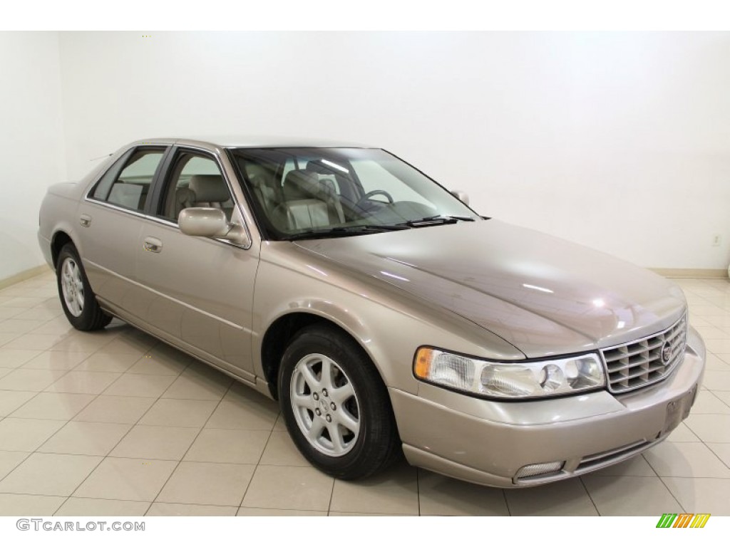2003 Seville SLS - Cashmere / Neutral Shale photo #1