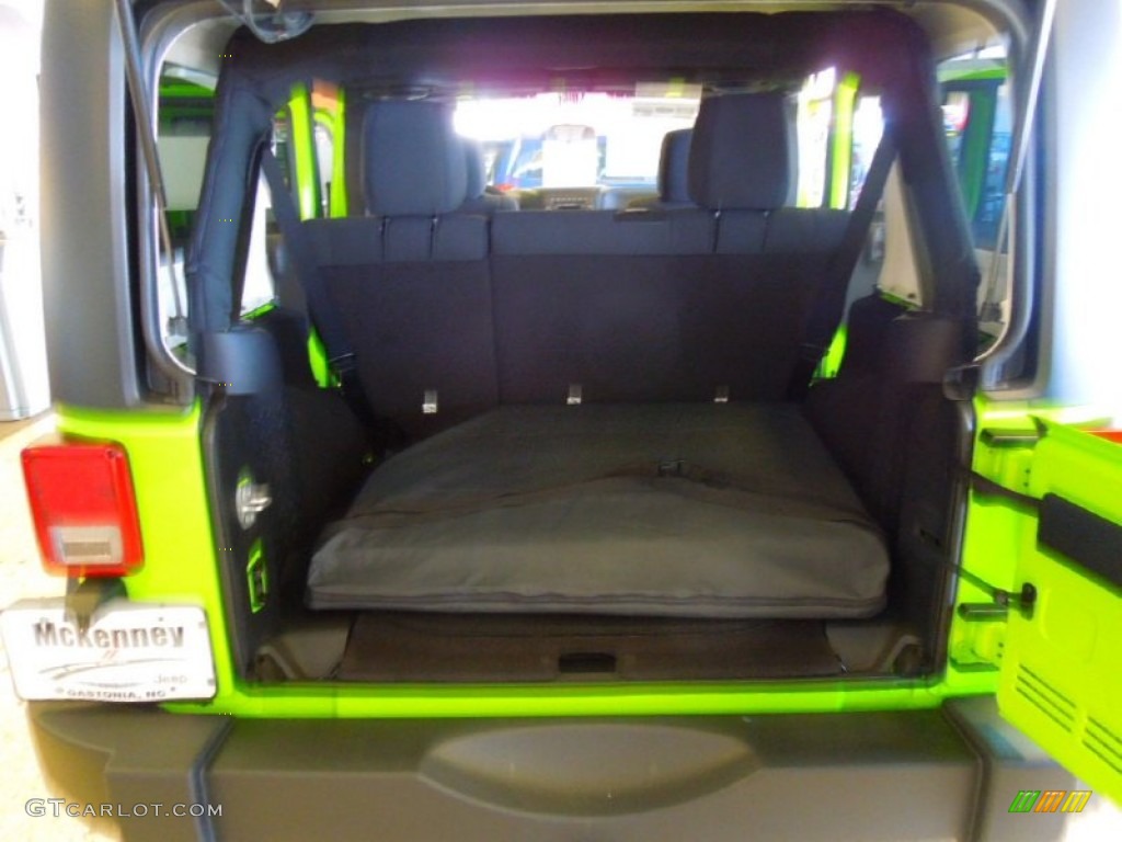 2012 Wrangler Unlimited Sport S 4x4 - Gecko Green / Black photo #5