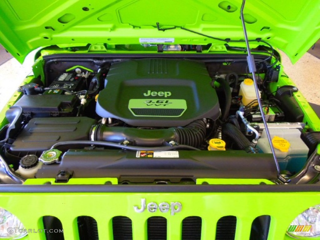 2012 Wrangler Unlimited Sport S 4x4 - Gecko Green / Black photo #13