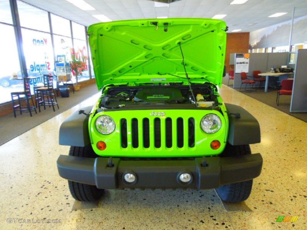 2012 Wrangler Unlimited Sport S 4x4 - Gecko Green / Black photo #14