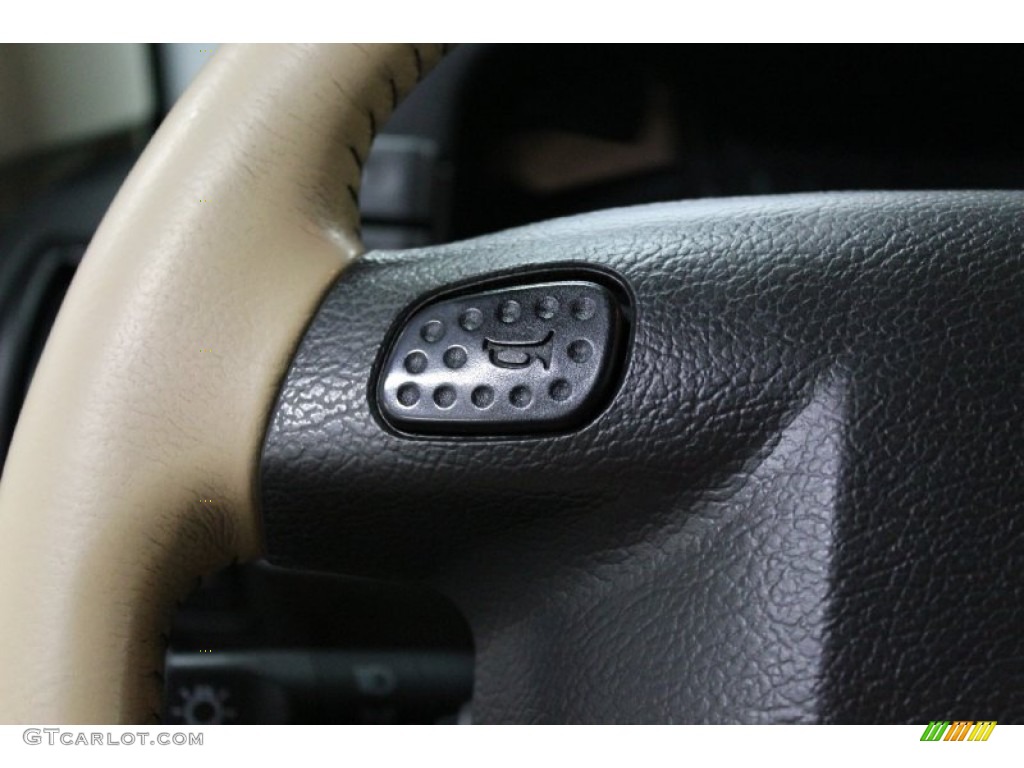 2004 Discovery SE - Epsom Green / Tundra Grey photo #40