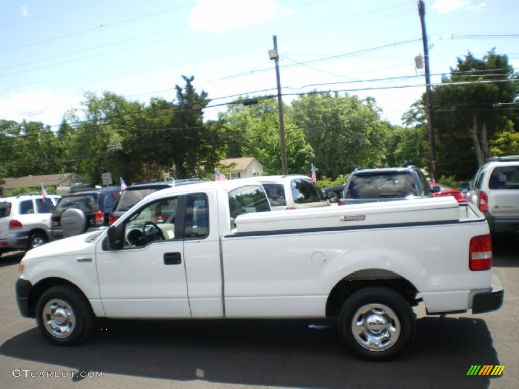 2006 F150 XL Regular Cab - Oxford White / Medium Flint photo #12