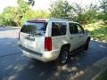 White Diamond - Escalade AWD Photo No. 7