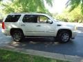 White Diamond - Escalade AWD Photo No. 8