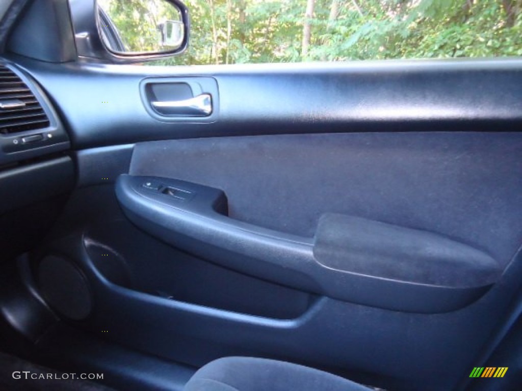 2006 Accord LX V6 Sedan - Alabaster Silver Metallic / Black photo #24