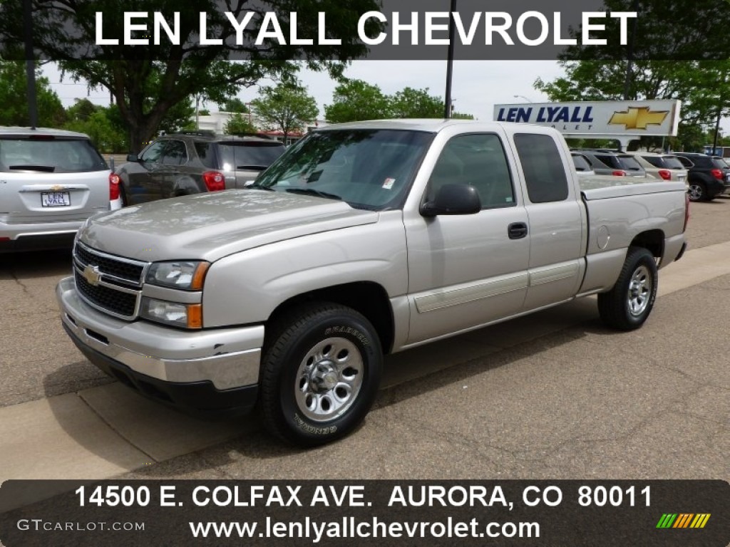 Silver Birch Metallic Chevrolet Silverado 1500