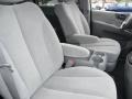 2008 Silver Metallic Kia Sedona LX  photo #28