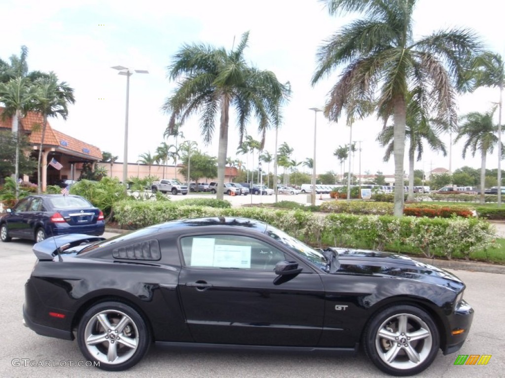 Black 2010 Ford Mustang GT Premium Coupe Exterior Photo #67223574